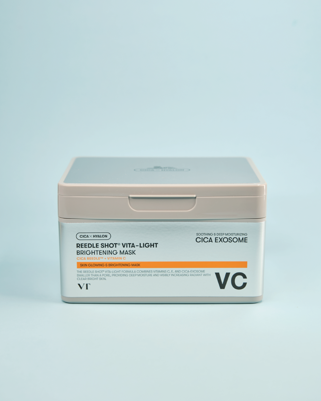 Imazh i maskave të лицето VT COSMETICS Reedle Shot Vita-light маска за осветлување (30 парчиња). Маскат го осветлуваат тонинот е чист, редуцираат хиперпигментиум/njollat ​​pas akneve и смируваат ме Витамини C, Ниацинамид и комплекси на MELAZERO V2™.